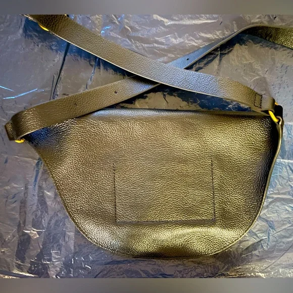 Banana Republic Black crossbody belt bag - Picture 5 of 11